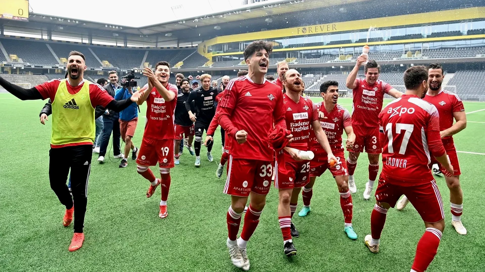 Michael Weber mit seinem Team